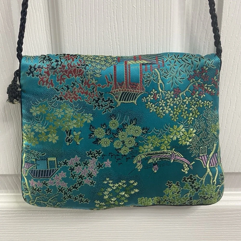 Hand Made Teal Blue Pure Silk Embroidery Mini Cross-body Purse 8x6x.75"‎ - Picture 3 of 9